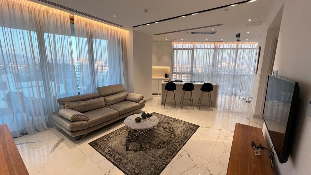 360 Nicosia - 1 Bedroom Luxurious Residence Eksteriør billede